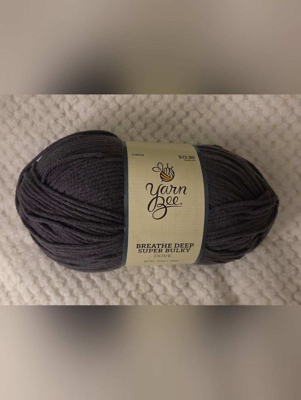 Yarn Bee BREATHE DEEP SUPER BULKY YARN Lg 10.5 Oz Skein , DOVE GRAY